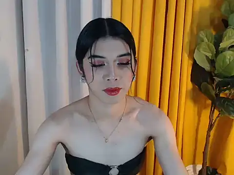 RoseAmarie stripchat live cam model