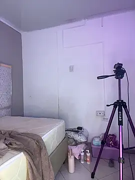 ValkaDoll stripchat live cam model