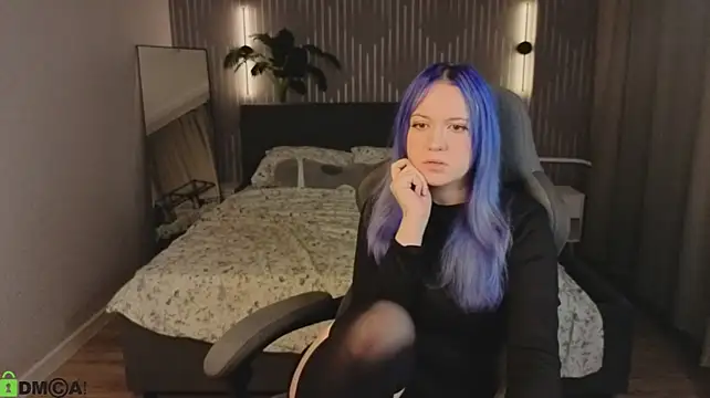 LinaSpark stripchat live cam model