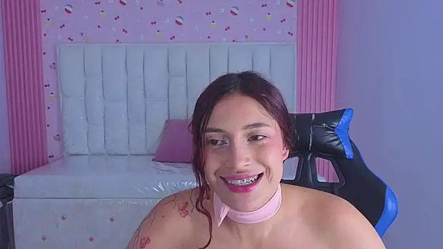 Elain_s stripchat live cam model