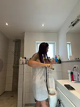 AileenInkOfficial stripchat live cam model