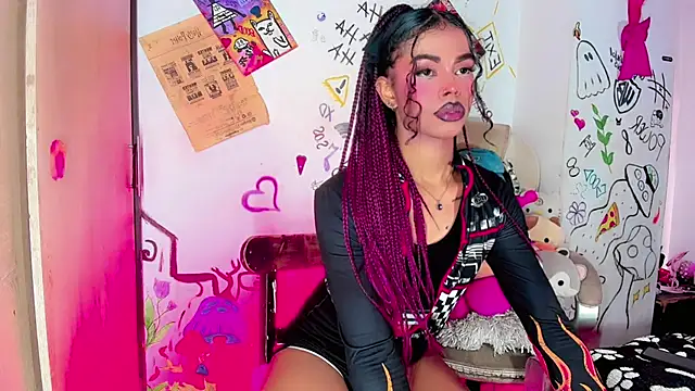 bloom444 stripchat live cam model