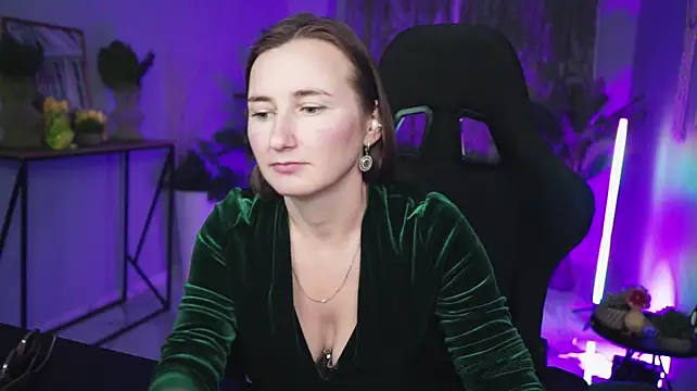 Golden_Dragon stripchat live cam model