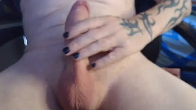 hung23xuk stripchat live cam model