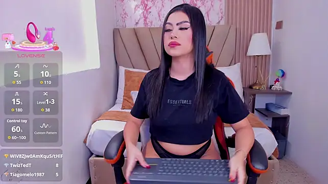 ivy__ros stripchat live cam model