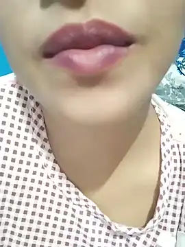 Anki-doll stripchat live cam model