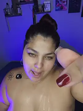 kendra_lil_evill stripchat live cam model
