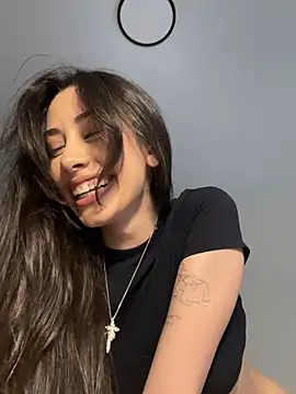 Sophiehii stripchat live cam model