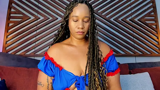 EbonyHorrny stripchat live cam model