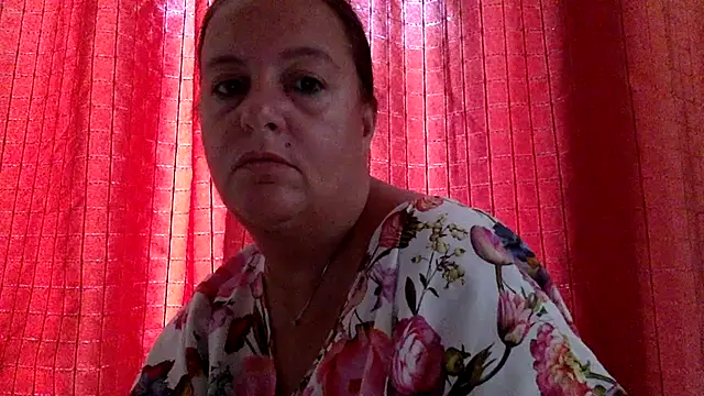 LaReginaNera stripchat live cam model