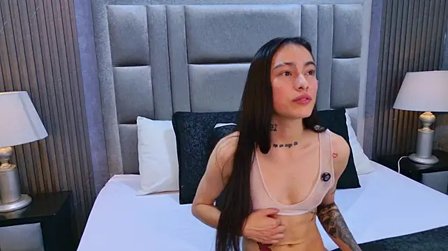LaurenHazell stripchat live cam model