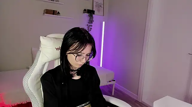 MargoLoooo stripchat live cam model