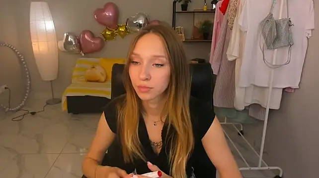 MakaylaHubbard stripchat live cam model
