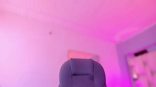 AishaKassandra stripchat live cam model