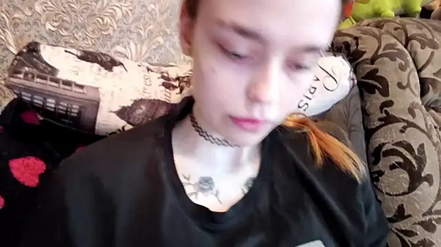 CaraDelevingnee stripchat live cam model