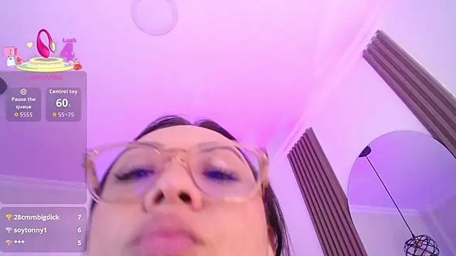 Paris_Harper stripchat live cam model