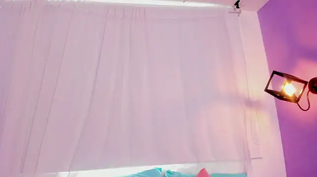scarletyler stripchat live cam model