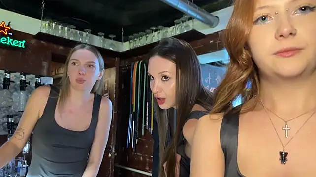 dirtypub stripchat live cam model