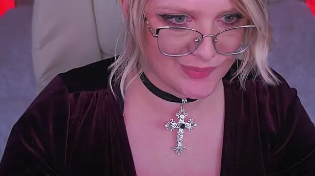 CoolTatis stripchat live cam model