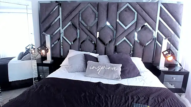 liz_goth stripchat live cam model