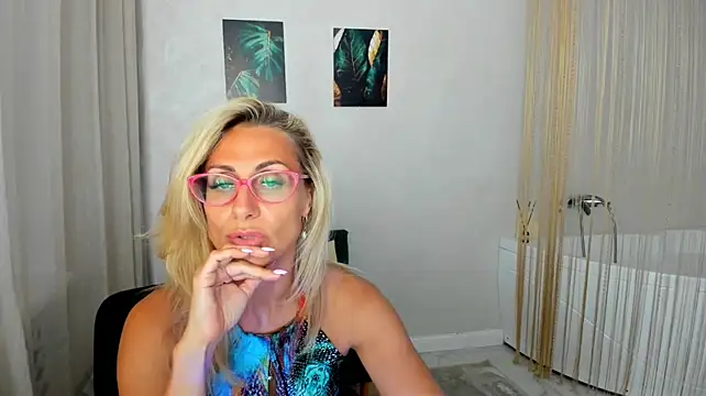 MuseOfStage stripchat live cam model