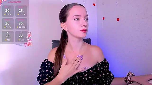 BellaVelure6767 stripchat live cam model