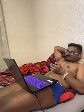 bhagihero stripchat live cam model