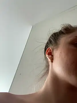 EvgeniiUszhin stripchat live cam model