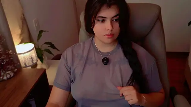 Nannicutee stripchat live cam model