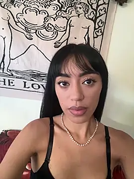 rosemariebby stripchat live cam model