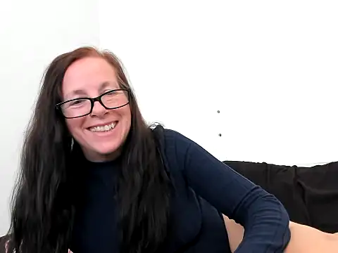 VerySassyPeachGoddess stripchat live cam model