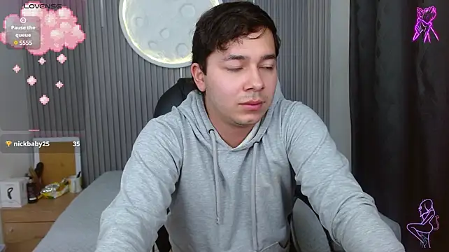 Julian_Smith21 stripchat live cam model