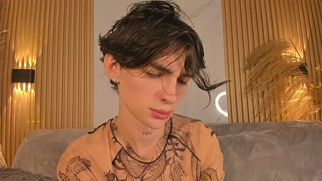 kitty__bunny stripchat live cam model