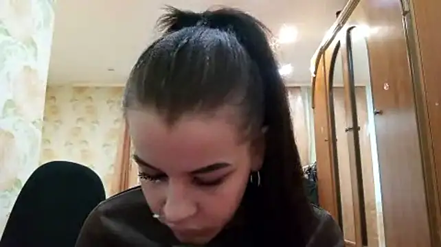 HildegardMcglaughlin stripchat live cam model