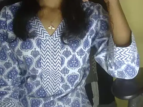 Khushi_ve stripchat live cam model