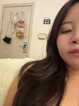 wly2028 stripchat live cam model