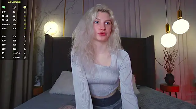 AshlyCross stripchat live cam model