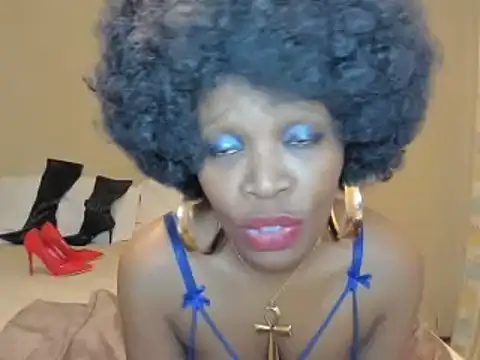 AfricanSquirtingQueen stripchat live cam model