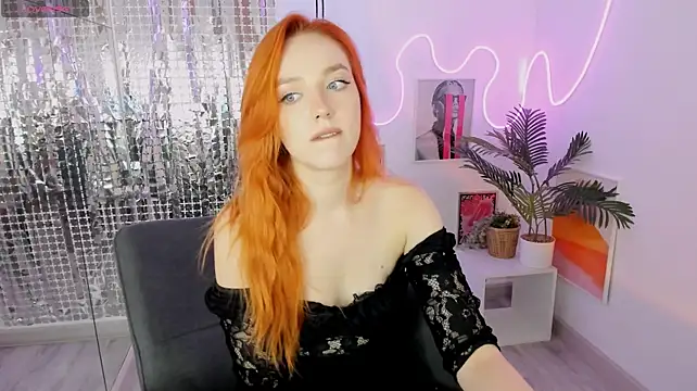 ZlataSaar stripchat live cam model