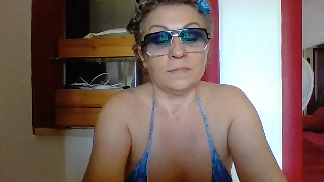 Monella_ stripchat live cam model