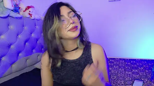 Alejaa_storm stripchat live cam model