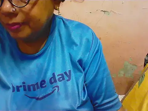 Sweet_ritika143 stripchat live cam model