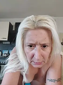 GeileEstelle stripchat live cam model