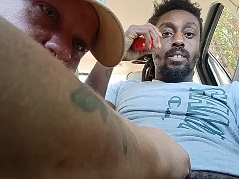 Zaddywood60 stripchat live cam model