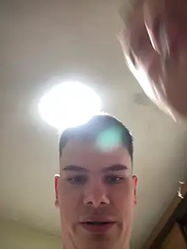 Renmax2 stripchat live cam model