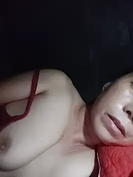 Zay_romi stripchat live cam model