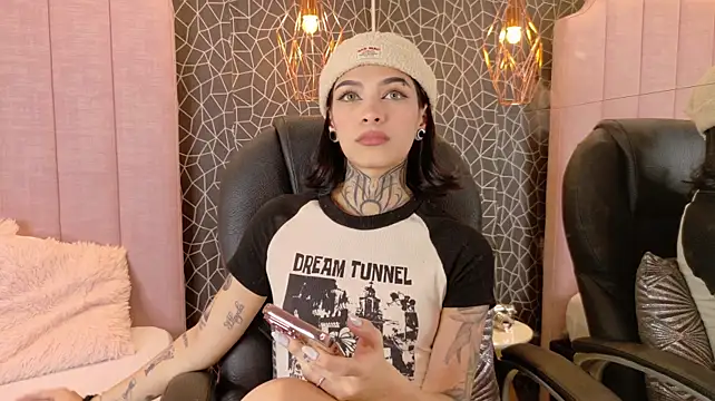 aa_lunit stripchat live cam model
