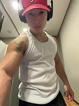 Horny_nick19 stripchat live cam model