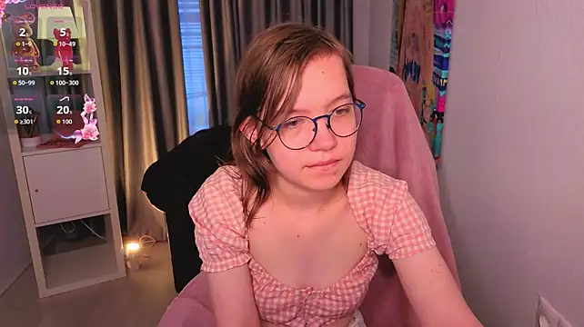 LiaBroock stripchat live cam model