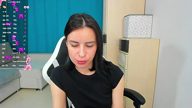 Lerika_vibe stripchat live cam model